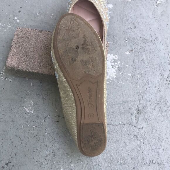 Forever Comfort  - Picture 6 of 7